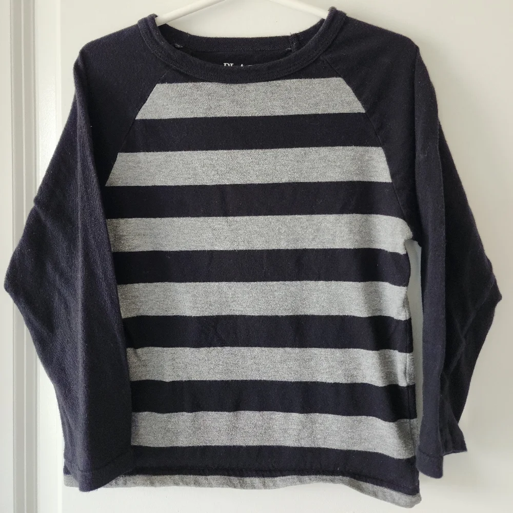 4t The Children's Place black and gray long‎ sleeved t-shirt